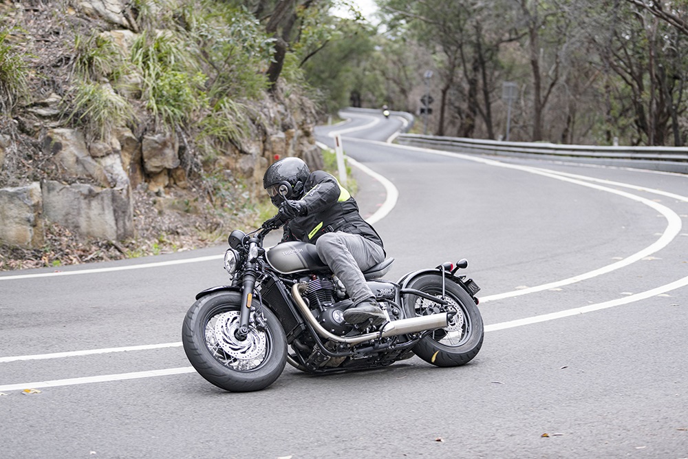 TRIUMPH BOBBER