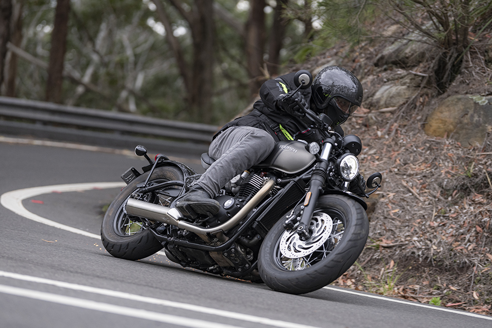 TRIUMPH BOBBER