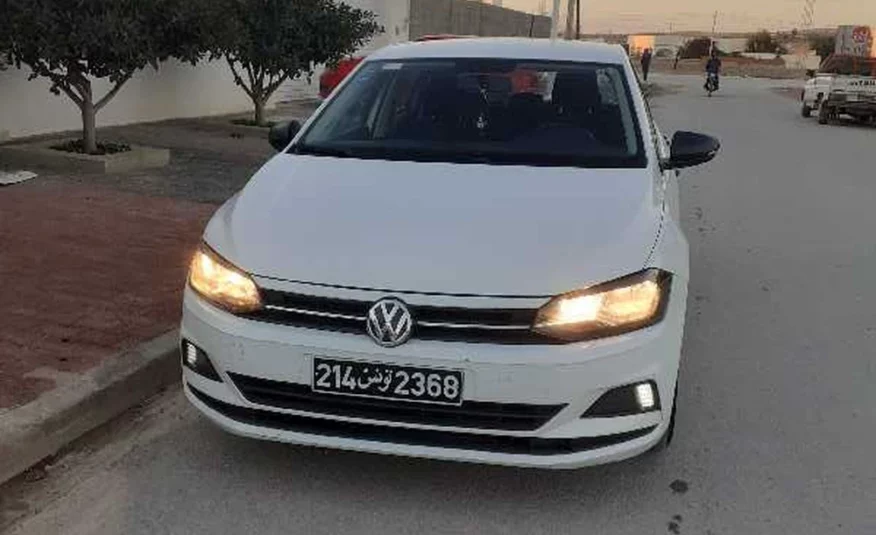 2019 Volkswagen Polo 8