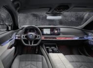 2023 BMW M760e xDRIVE