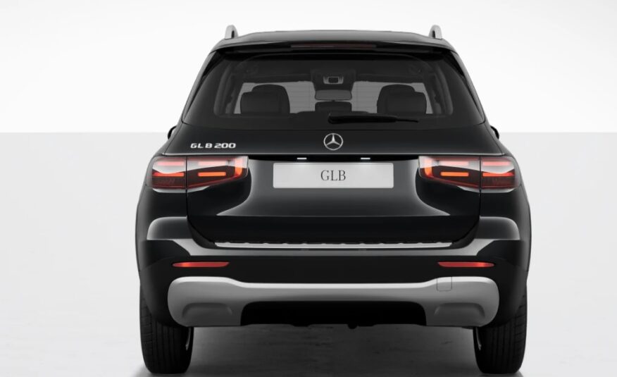 MERCEDES-BENZ GLB 200 AMG