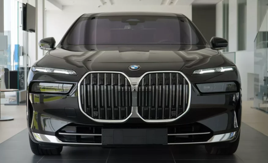 2023 BMW SÉRIE 7 740I LAUNCH EDITION