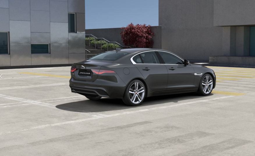 2023 Jaguar XE R-DYNAMIC HSE