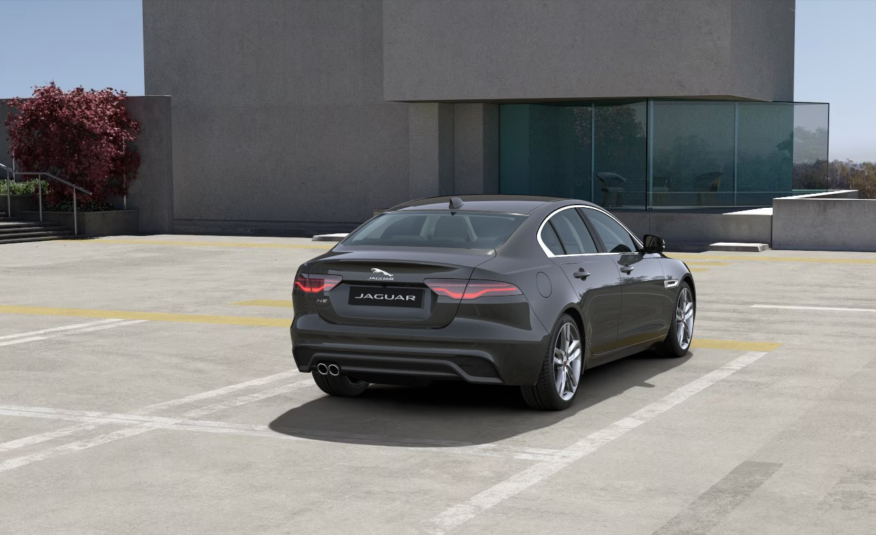 2023 Jaguar XE R-DYNAMIC HSE