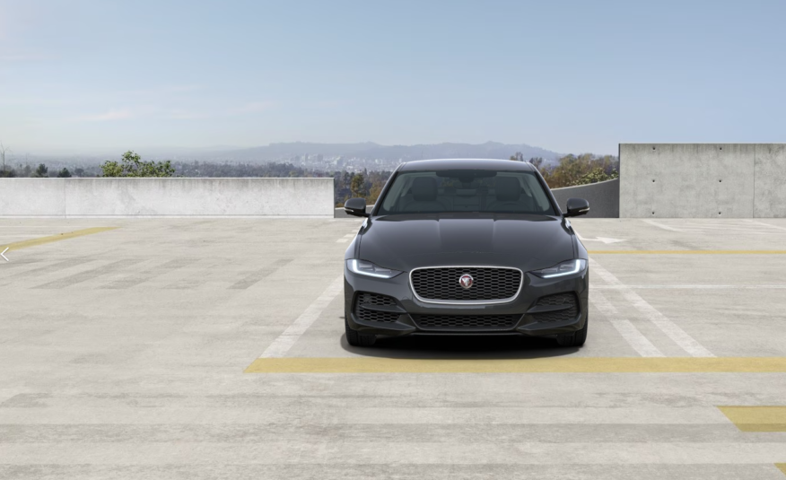 2023 Jaguar XE R-DYNAMIC HSE