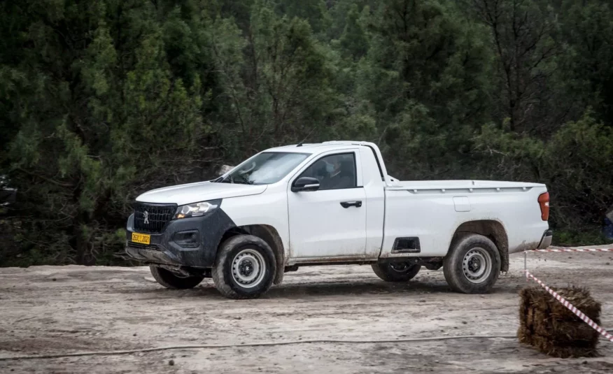 2023 Peugeot LANDTREK SIMPLE CABINE 1.9 L DIESEL 4X2