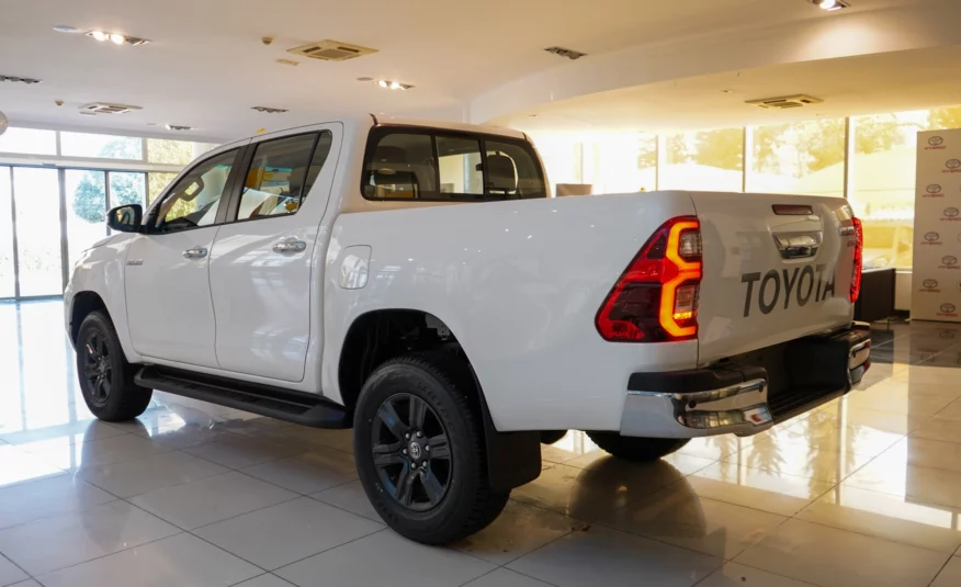 2023 Toyota-4 HILUX 2.4 L DIESEL DD 4X4 BVA DOUBLE CABINE