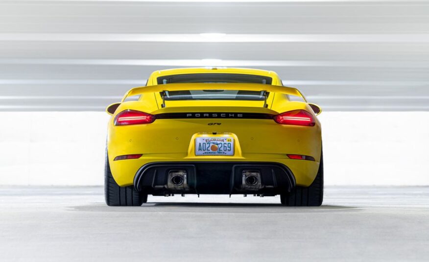 2024 Porsche 718 Cayman GT4