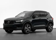 2024 Volvo XC40 2.0 L PLUS DARK