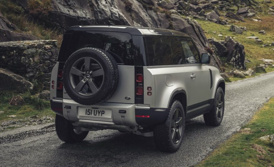 2023 Land Rover DEFENDER 90 2.0 L P300 SE