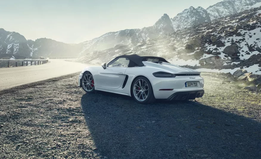 2024 Porsche 718 Spyder