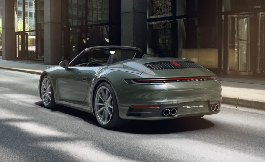 2024 Porsche 911 Carrera 4S Cabriolet