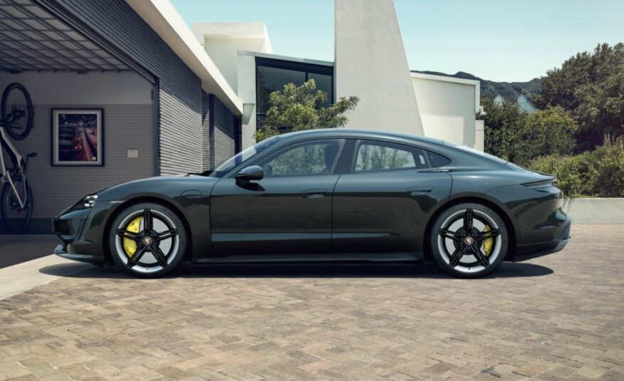 2024 Porsche Taycan Turbo S