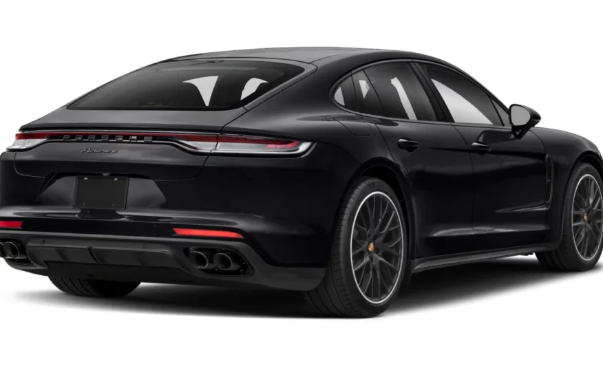 2024 Porsche Panamera 4