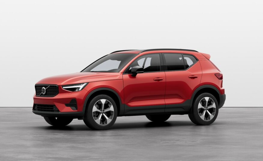 2024 Volvo XC40 2.0 L ULTIMATE DARK