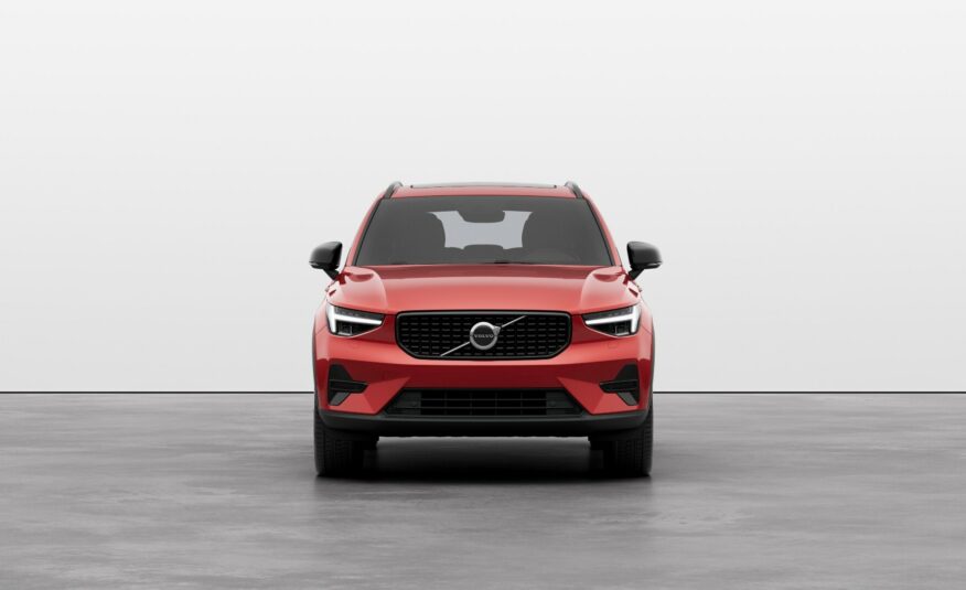 2024 Volvo XC40 2.0 L ULTIMATE DARK