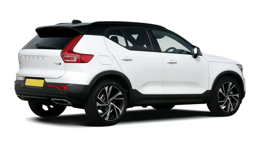 2024 Volvo XC40 2.0 L PLUS DARK