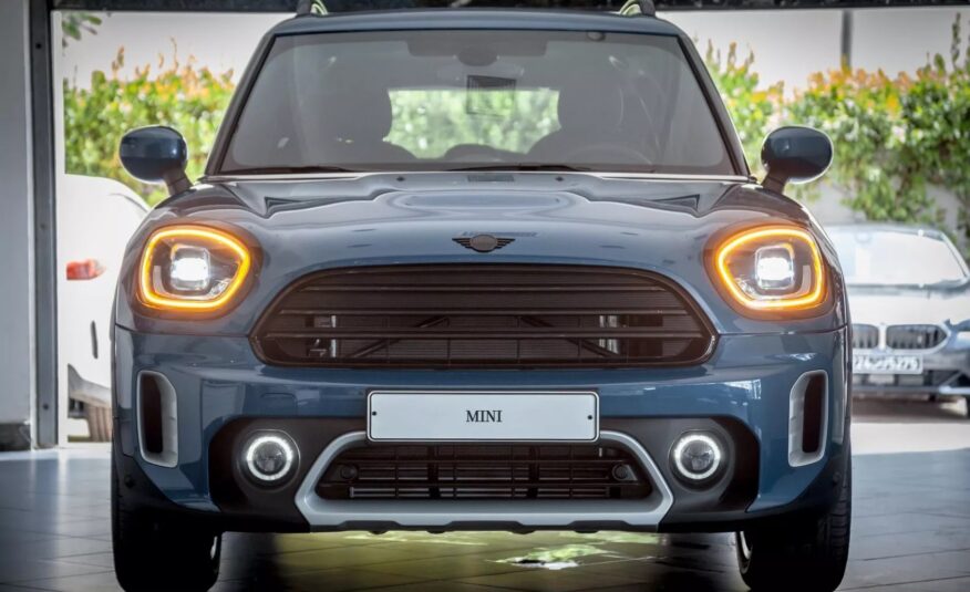 2024 Mini COUNTRYMAN ONE PACK FUNNY