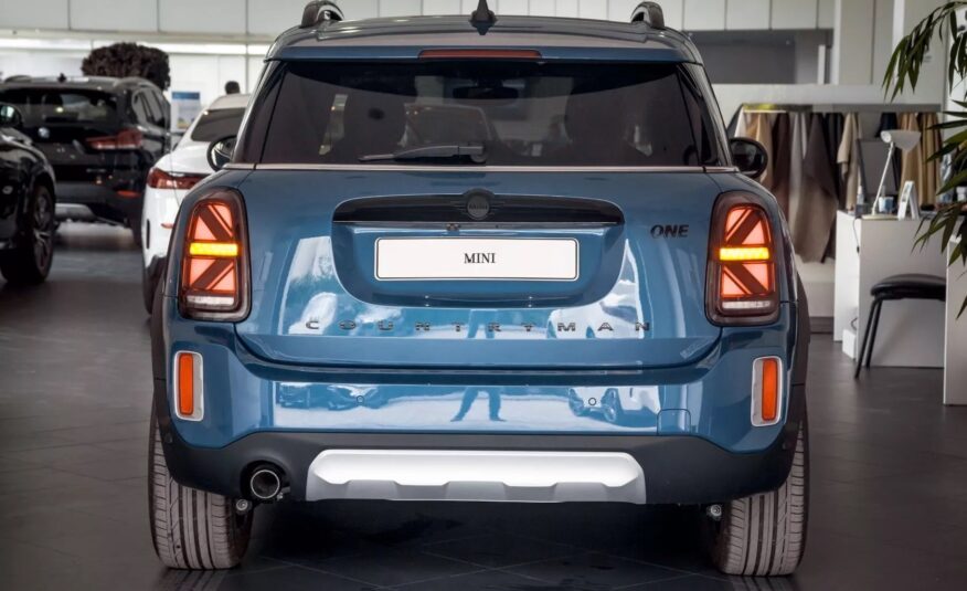 2024 Mini COUNTRYMAN ONE PACK FUNNY