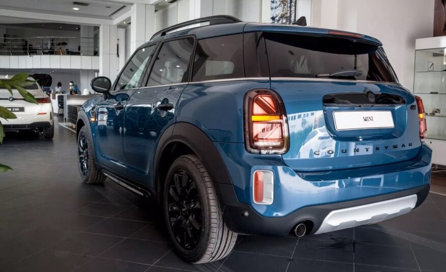 2024 Mini COUNTRYMAN ONE PACK FUNNY