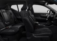 2024 Volvo XC40 Plus B3 Dark Theme