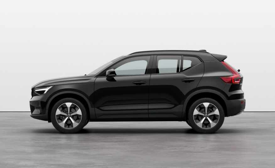 2024 Volvo XC40 Ultimate B3 Dark Theme