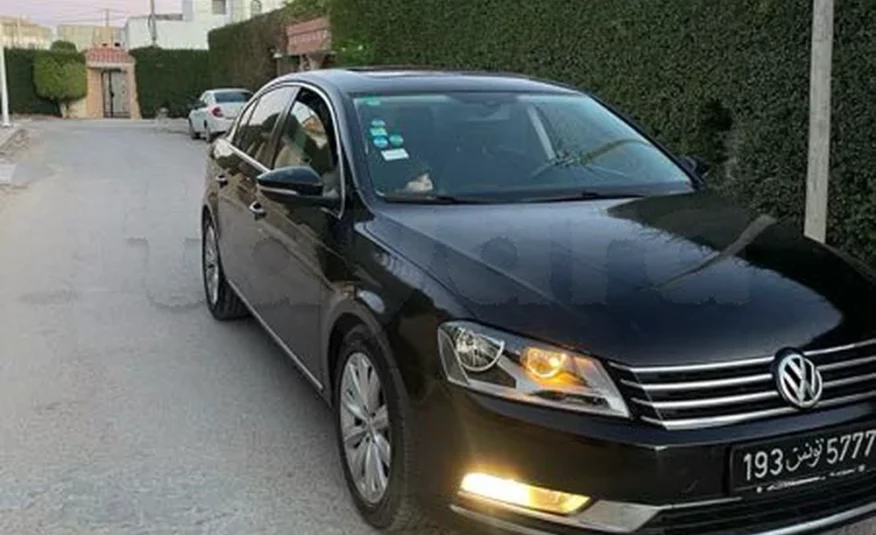 2012  Volkswagen  Passat