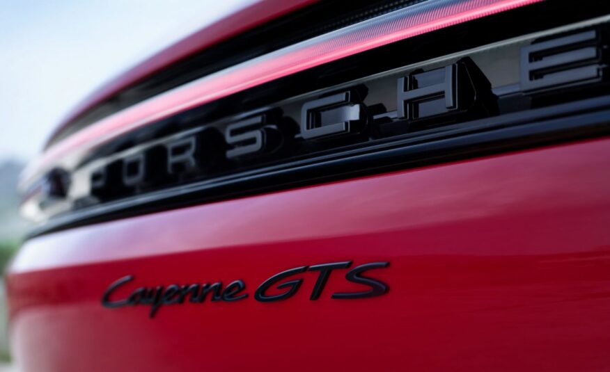 2024 Porsche Cayenne GTS