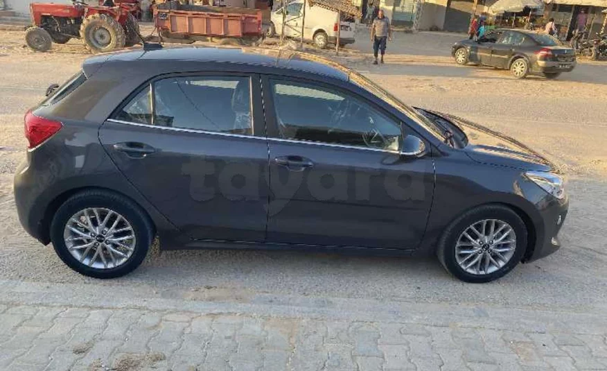 2020  Kia  Rio