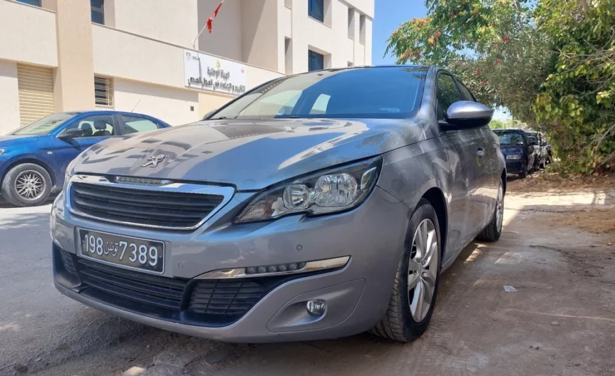 2017  Peugeot  308