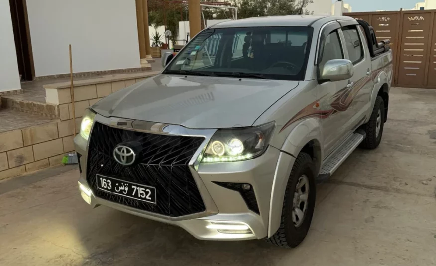 2013  Toyota  Hilux