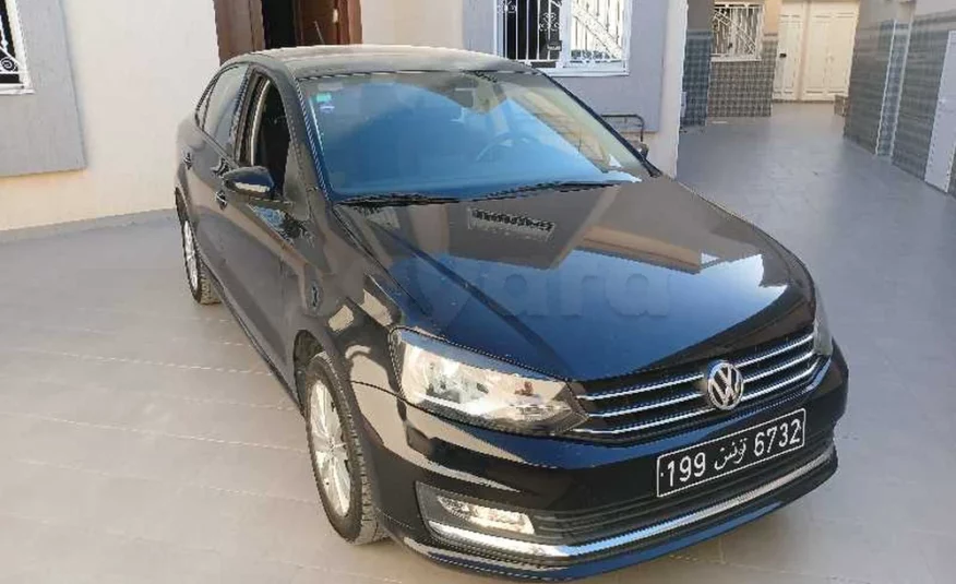 2018  Volkswagen  Polo