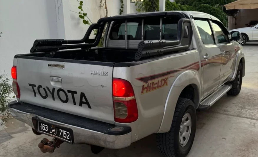 2013  Toyota  Hilux