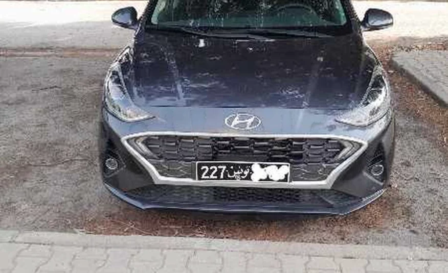 2022  Hyundai  Grand i10