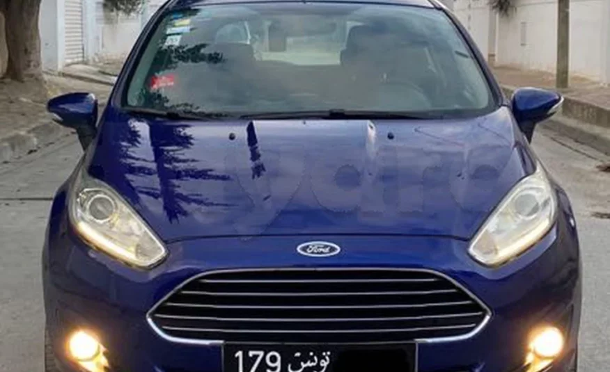 2015  Ford  Fiesta