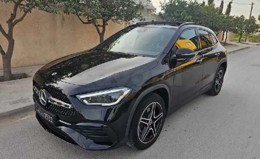 2022  Mercedes-Benz  Classe GLA