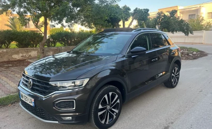 2020  Volkswagen  T-ROC