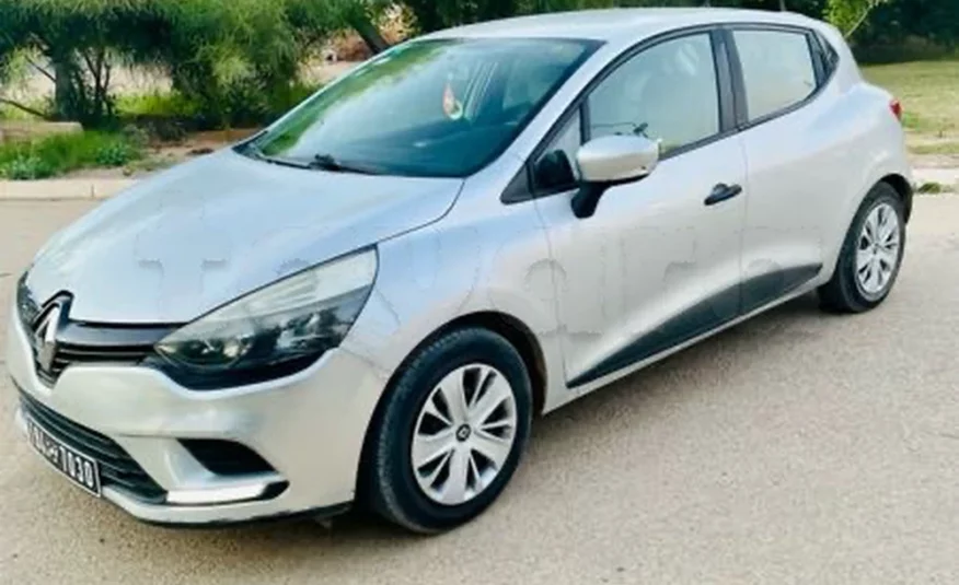 2017  Renault  Clio