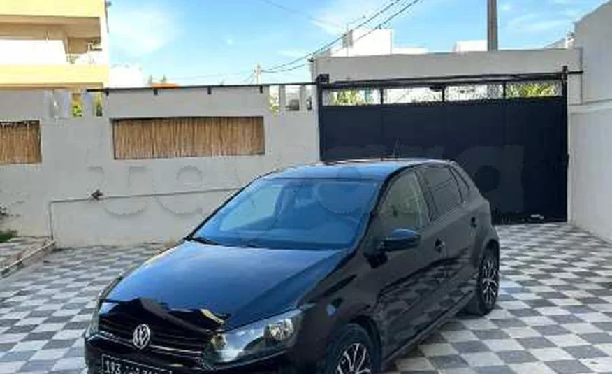 2017  Volkswagen  Polo