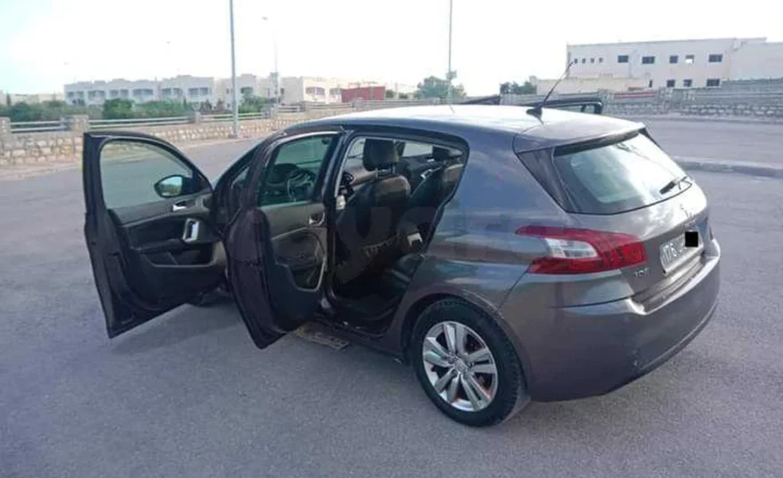 2015  Peugeot  308