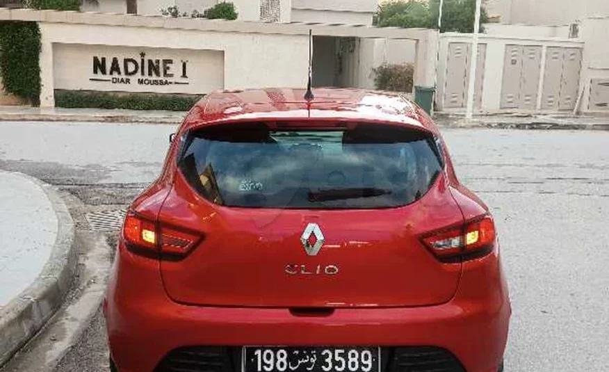 2017  Renault  Clio