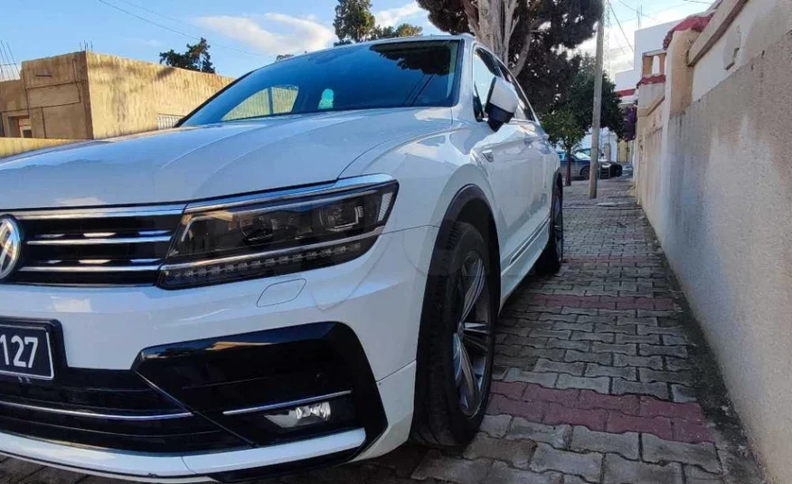 2019  Volkswagen  Tiguan