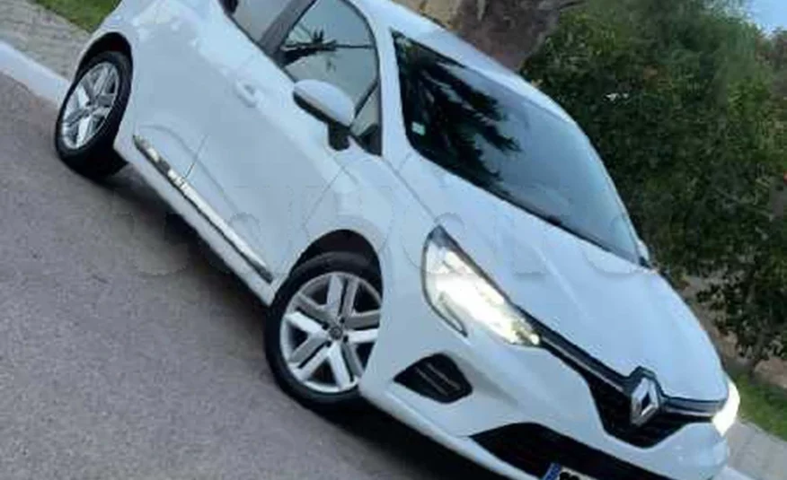 2021  Renault  Clio