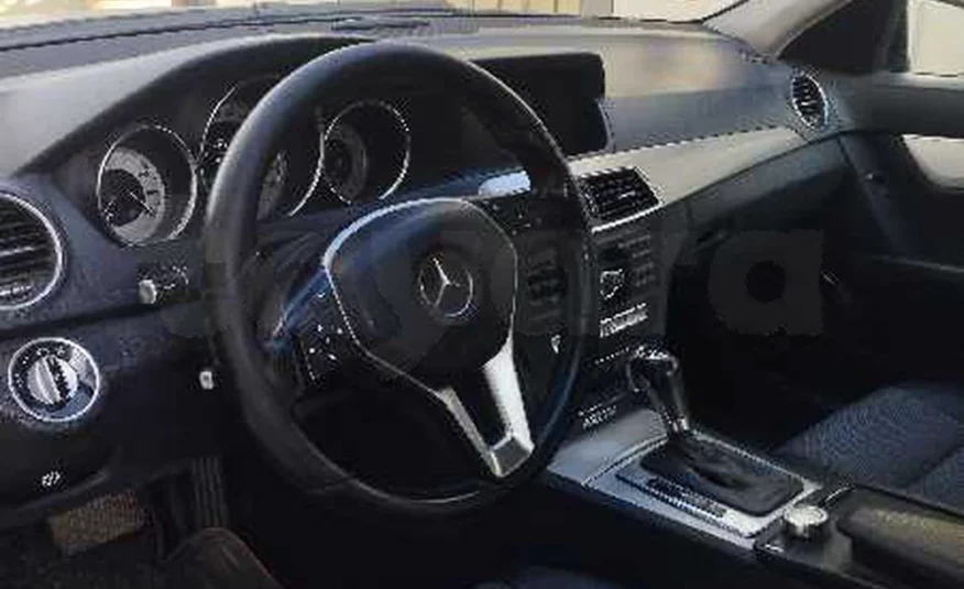 2012  Mercedes-Benz  Classe C