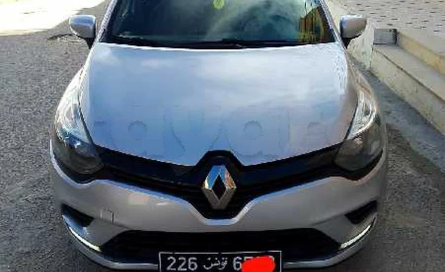 2022  Renault  Clio